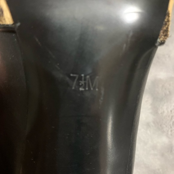 NWOT▪️ Guess Cheetah Stiletto Pumps ▪️
Size 7.5M - Picture 6 of 12